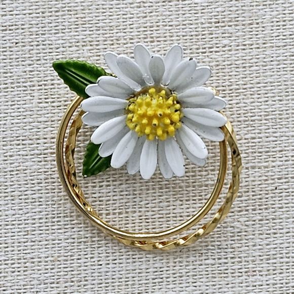 Daisy Flower Brooch Vintage Enamel Double Circle 10k Gold Plated 3D Jewelry - Picture 9 of 9